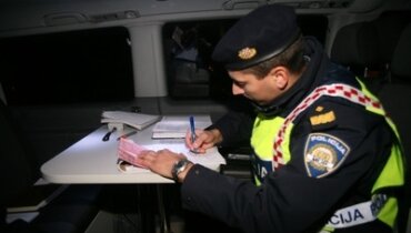 Policija utvrdila da je vozač seata bio pod utjecajem alkohola