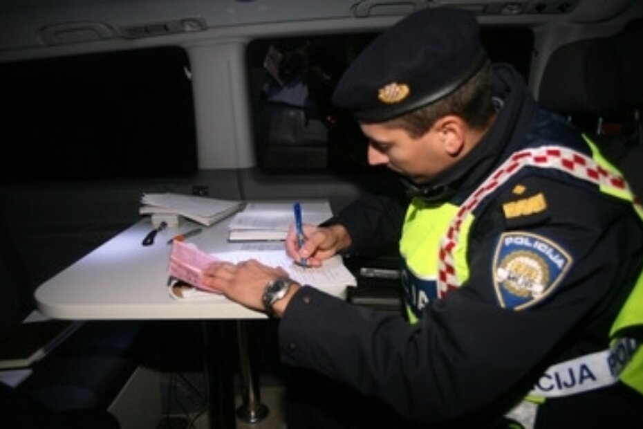 Policija utvrdila da je vozač seata bio pod utjecajem alkohola