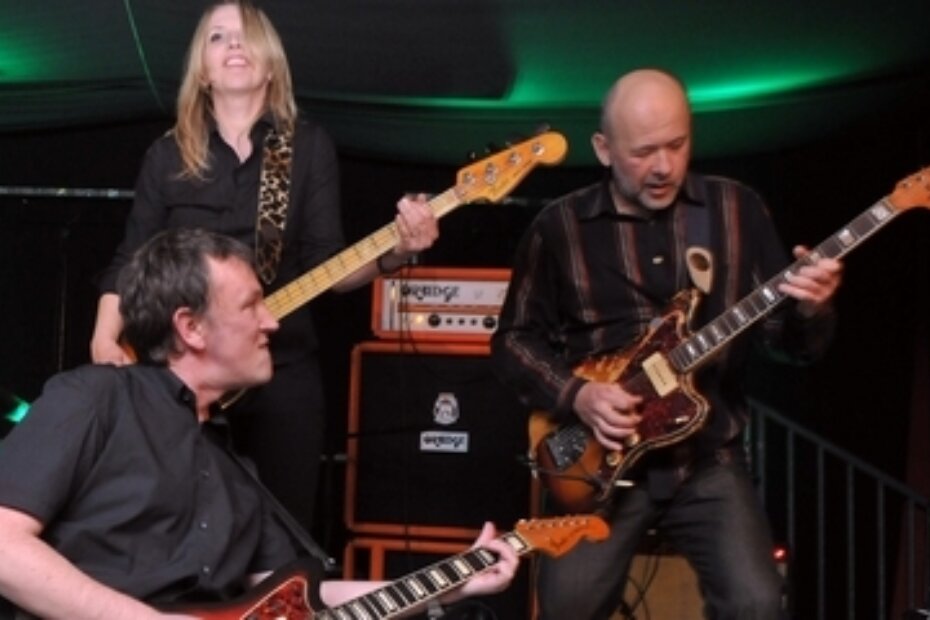 Posebno raspoložen bio je gitarist Dinko Tomljanović (desno), ključan pokretački duh Bambi Molestersa