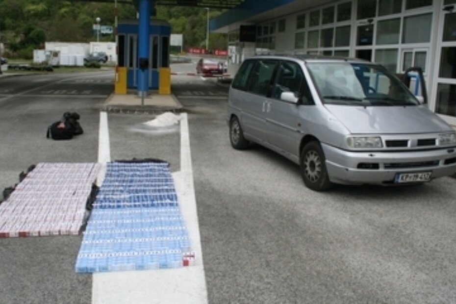 Zapljena cigareta na Plovaniji (PU istarska)