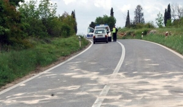Teško ozlijeđena u prevrtanju vozila