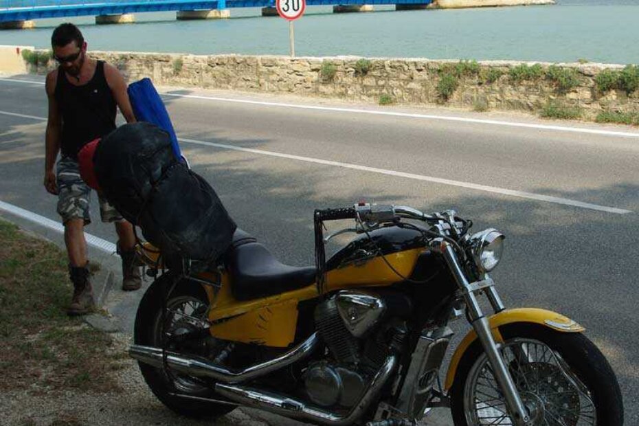 Motocikl sa kojeg je Talijan pao nije teže oštećen