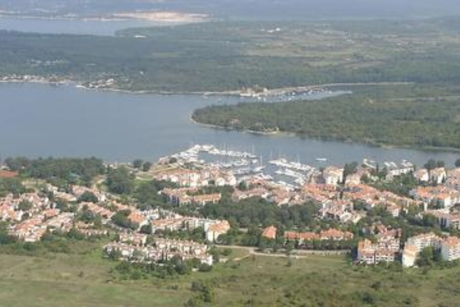 Červar Porat (E. S.)