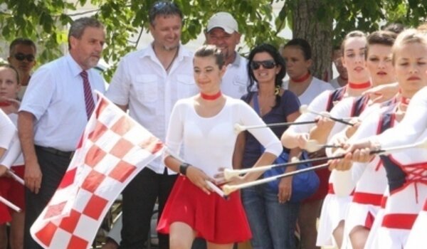Čavoglave: Kamenovana ekipa HTV-a