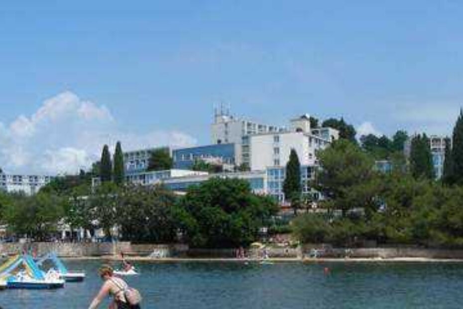 Zelena laguna - ilustracija