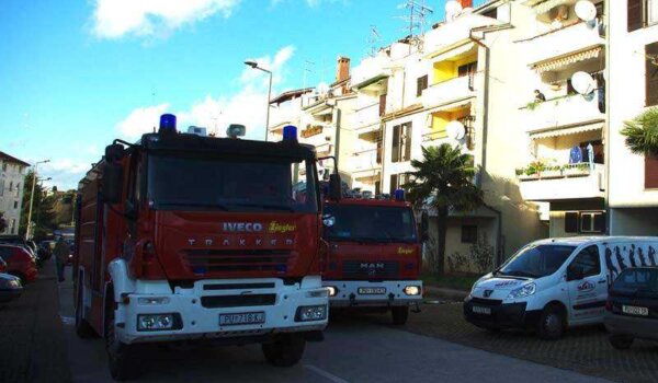 Zapalila se drvarnica u naselju Massa Lombarda
