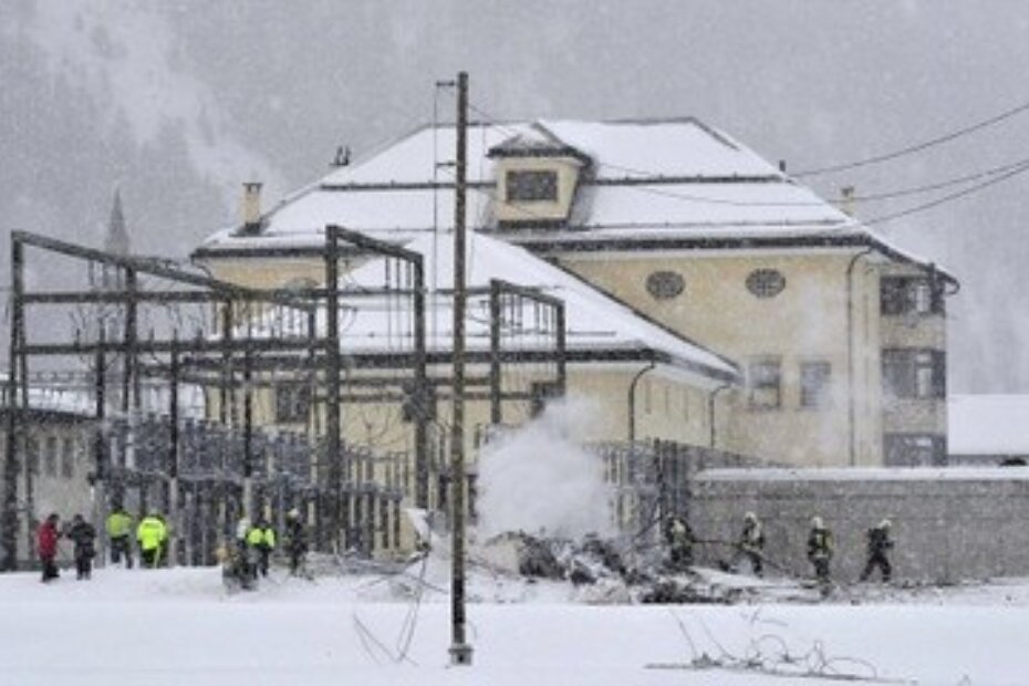 Avion se srušio nedaleko od skijališta St. Moritz (AP)