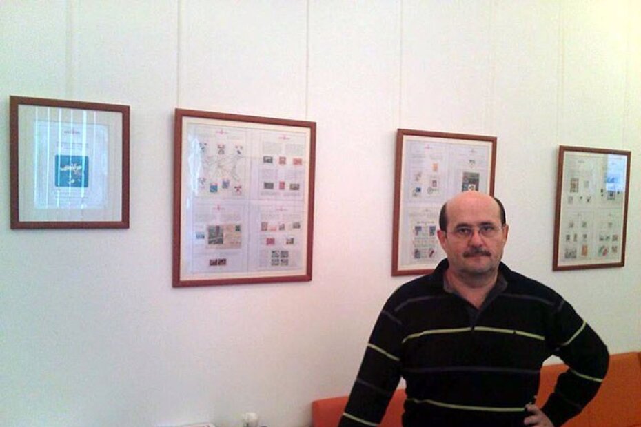Predsjednik Društva porečkih filatelista Marino Banko.