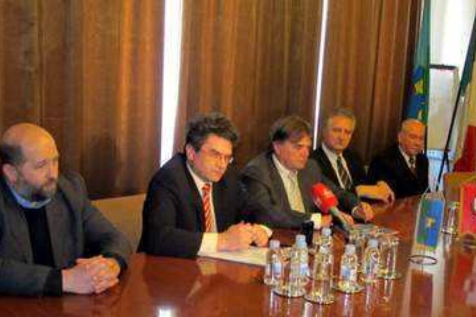 Važne projekte kandidirati za euro-fondove - slijeva Marino Baldini, Edi Štifanić, Ivan Jakovčić, Enio Jugovac i Silvano Matošović