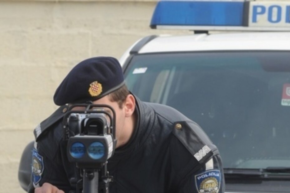 Nositelj odgovornosti za sigurnost prometa u EU-u je ministarstvo prometa, dok je kod nas sve na policiji (Hrvoje Jelavić/Pixsell)