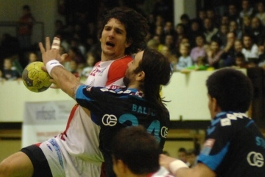 SEDAM GOLOVA ZA ZAVRŠNICU - David Miličević (M. MIJOŠEK)