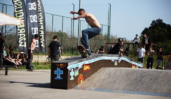 Skate contest "Samo da nam ne padne kiša u akvariju"