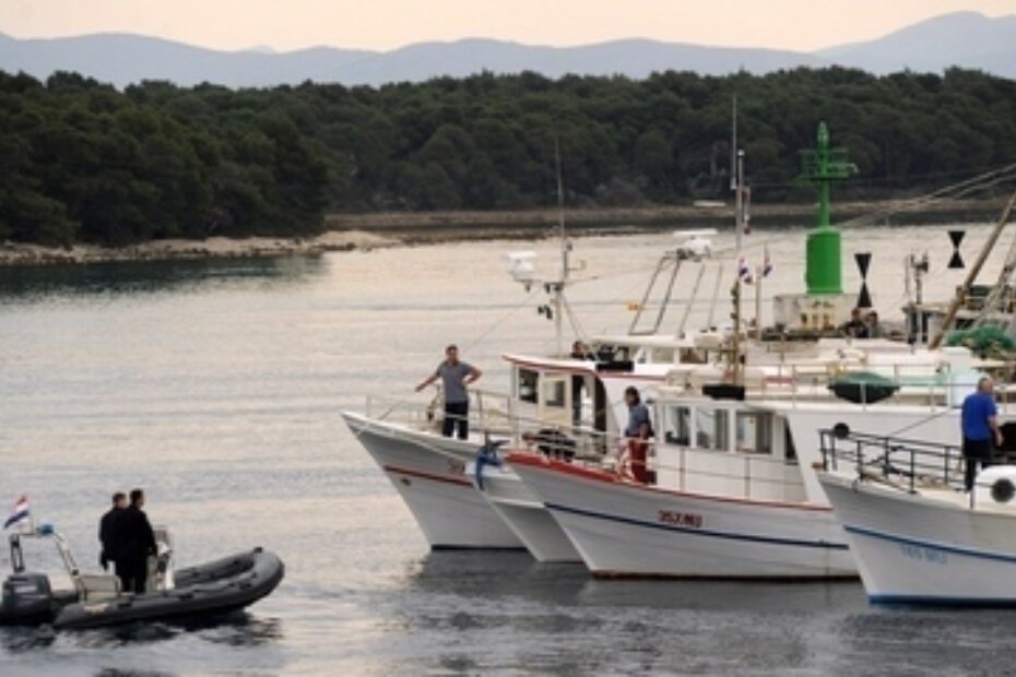 Prosvjed ribara u šibenskoj luci - sudionike čekaju političke kazne (Hrvoje Jelavić/PIXSELL)