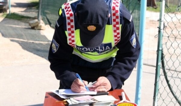 Talijan s 3,05 promila zaustavljen na granici