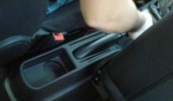 Zaboravila povući ručnu: Pregazio je vlastiti automobil
