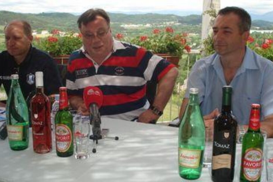 Boris Fornažar, Halid Bešlić i Veseljko Bujuć najavili koncert u Pazinu