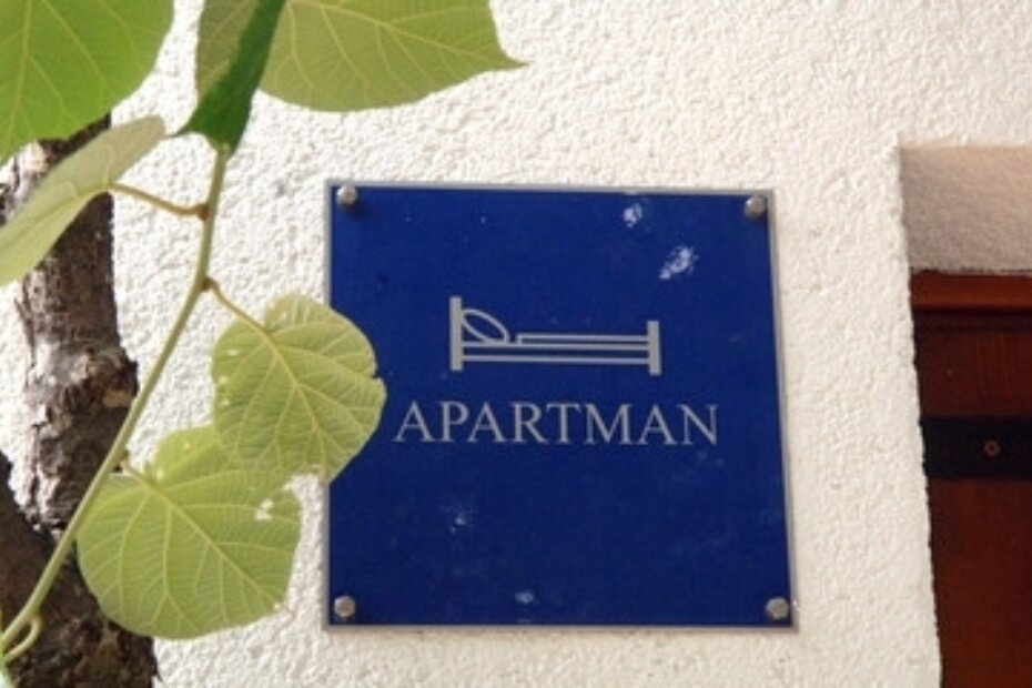 Kazna iznajmljivačima i ako nemaju istaknutu oznaku smještaja (M. SARDELIN)