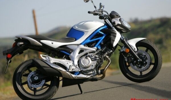 Buići: usred bijela dana iz dvorišta ukraden Suzuki Gladius! Traži se bilo kakva informacija