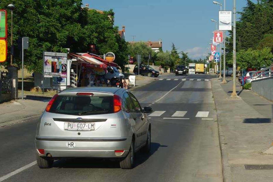 Svježe obilježeni pješački prijelazi u Vlašićevoj