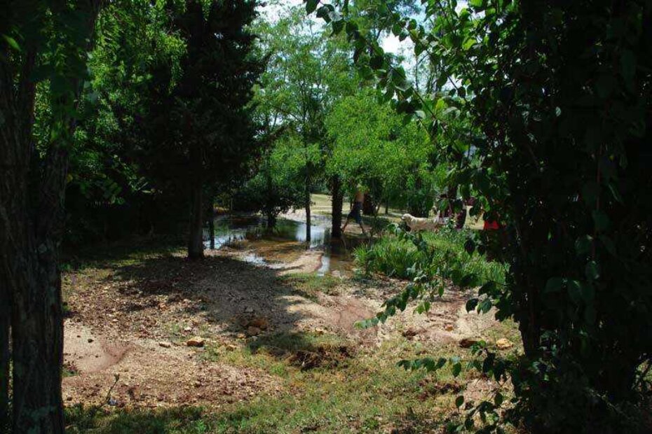 Poplavljeno je samo dvorište