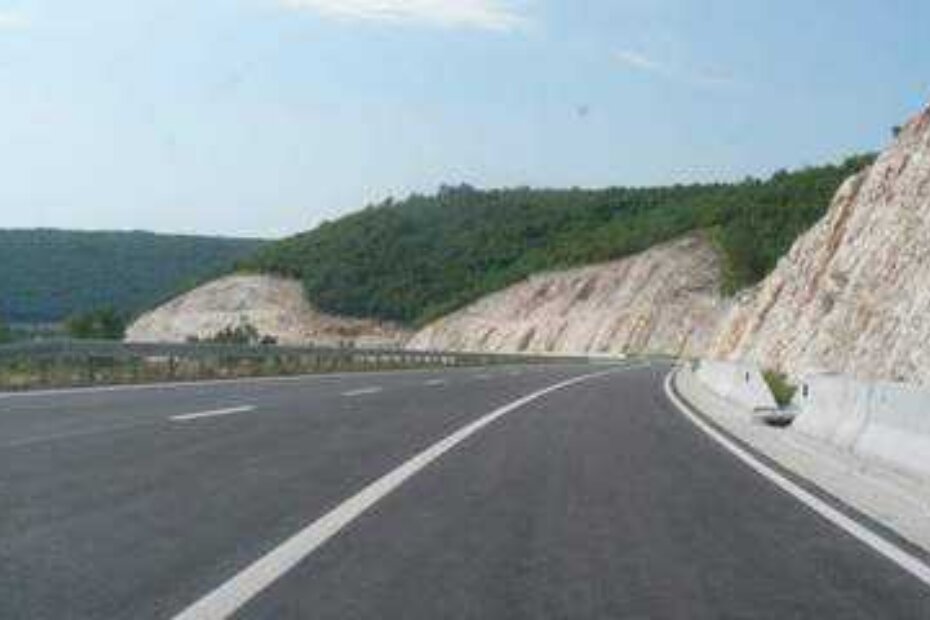 Napokon je otvorena cesta koja spaja zapadnu obalu sa središnjom Istrom