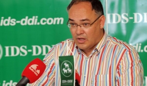 DamIr Kajin na pressici: Nema investicija bez promjene vlasti