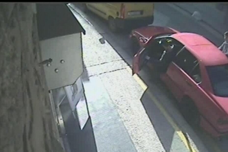 Kradljivce su snimile nadzorne kamere