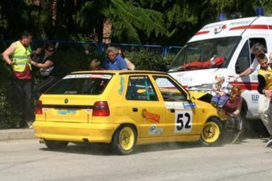 Stravičan prizor naleta Škode Octavije u 17-godišnjakinju s djetetom u naručju (D. MATKOVIĆ)