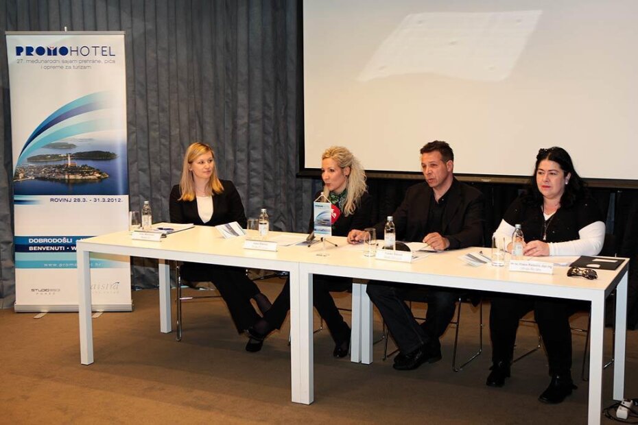 Vanja Mohorović, Ivana Štiković, Franko Štiković i Vlasta Radoičić na tiskovnoj konferenciji u Rovinju