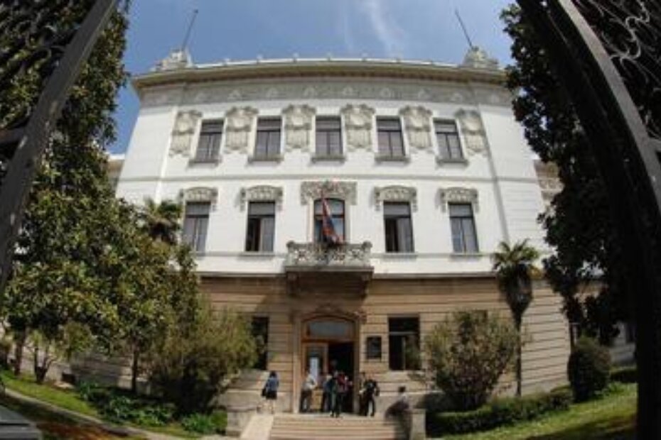 Na pulskom sveučilištu čak su i predstojnici katedri tek viši predavači (M. MIJOŠEK)