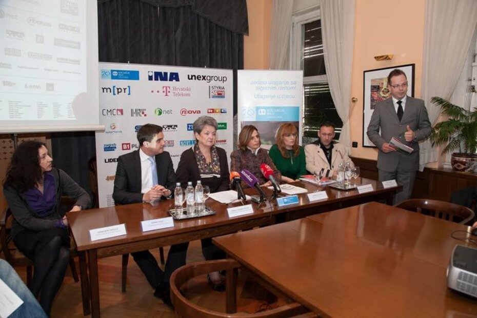 Sa tiskovne konferencije