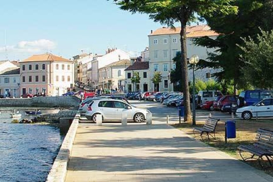 Parkiralište u Peškeri