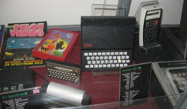 Informatički vremeplov - posjet Muzeju računala i tehnologije "Peek&Poke" u Rijeci