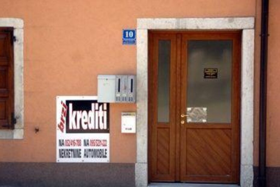 Zaključana vrata Morskog leuta i Ekonomske analize (M. S.)