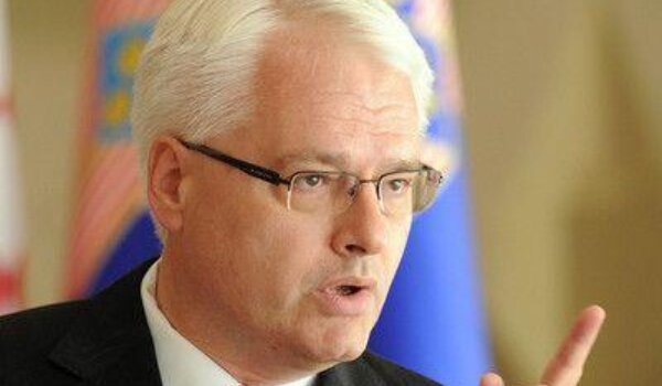 Pantovčak prekida odnose sa Srbijom