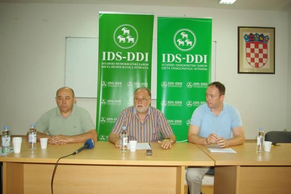 Azegčio Picco, Eđidio Kodan i Robert Velenik na tiskovnoj konferenciji u Poreču