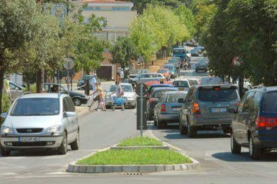 Gužve u Poreču (arhiva parentium.com)