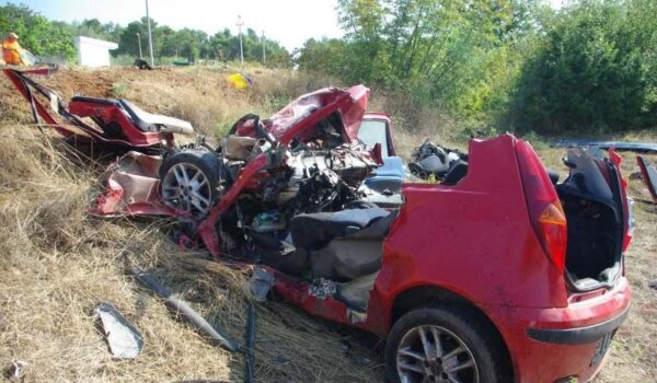 Poginuli Stiven Mrgan (22) iz Vele Trabe i Stefan Brajković (20) iz Brajkovići