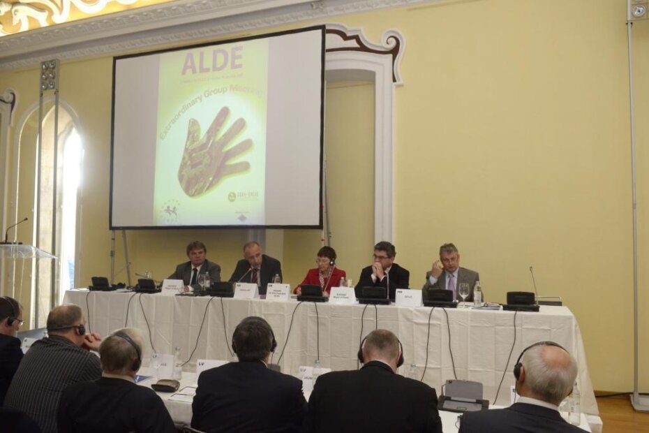 Ivan Jakovčić, Ivan Vrdoljak, Doris Ansari, gradonačelnik Edi Štifanić i Berislav Šipuš iz Ministarstva kulture