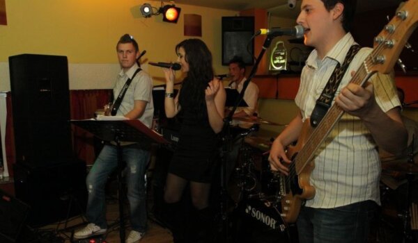 Rekonstrukcija band u La Kabani 2. veljače