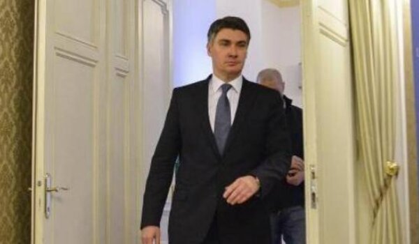 Premijer: Smanjenje plaća u javnom sektoru za 3%