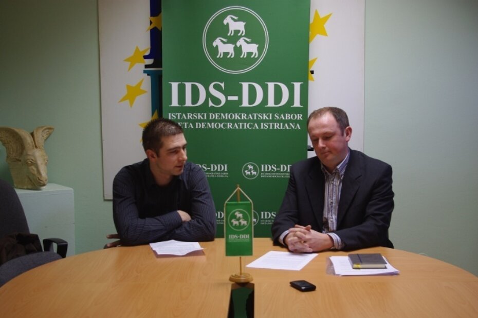 Denis Dodić i Marko Ljubešić na konferenciji za medije u "Žutoj kući"