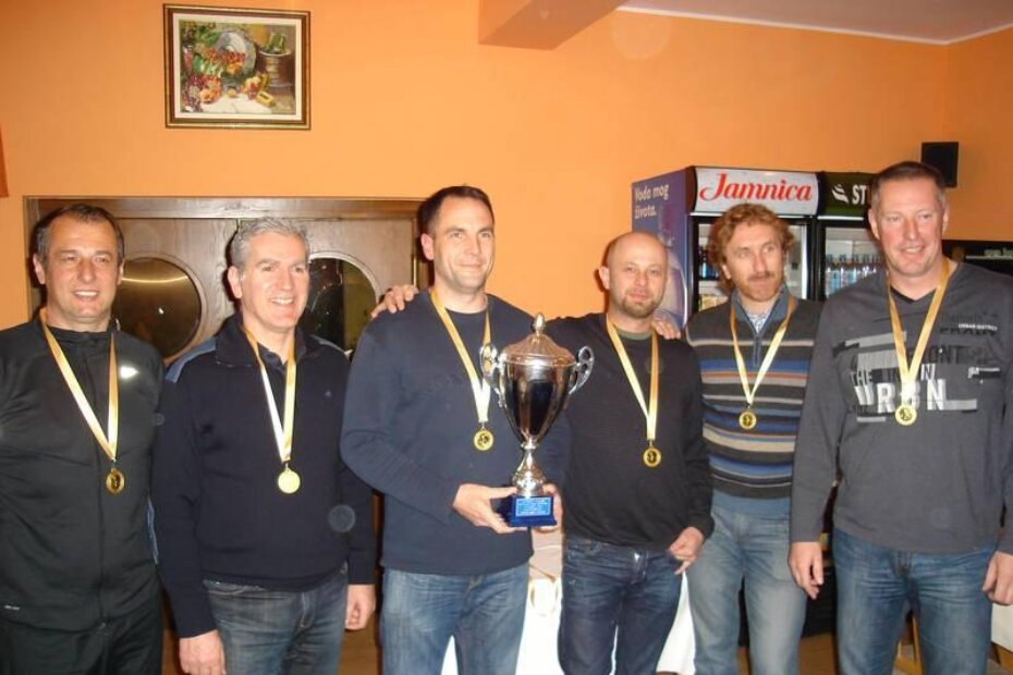 Pobjednička ekipa TK Ližnjan (Vito Blažević, Ranko Đokić, Igor Dobranović, Mario Buletić, Mauro  Delmonaco i Igor Gregorević)