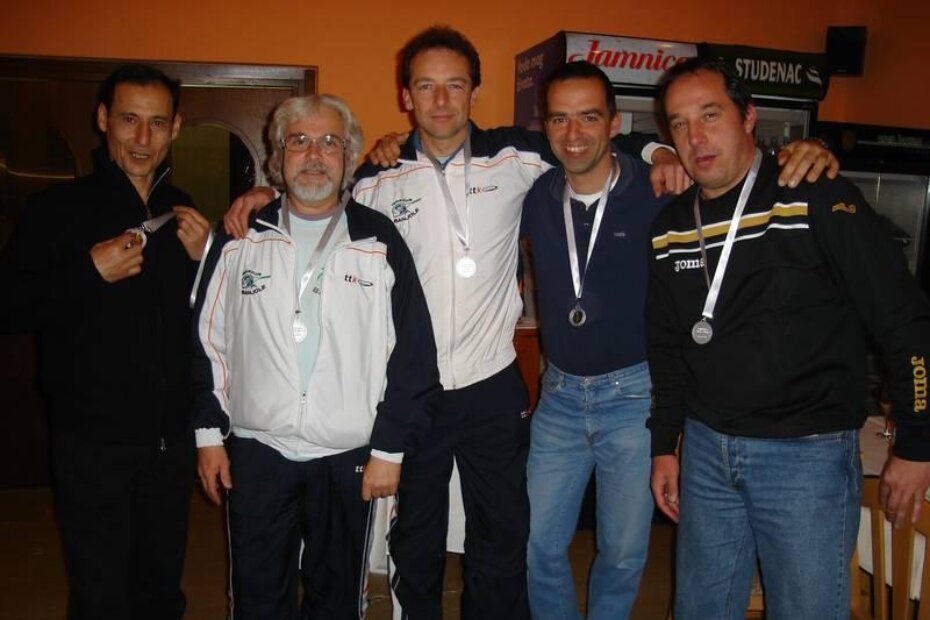 Dario Pilar i članovi TK Banjole (Dubravko Matić, Davor Brenko, Elio Macan i Siniša Žižaković)