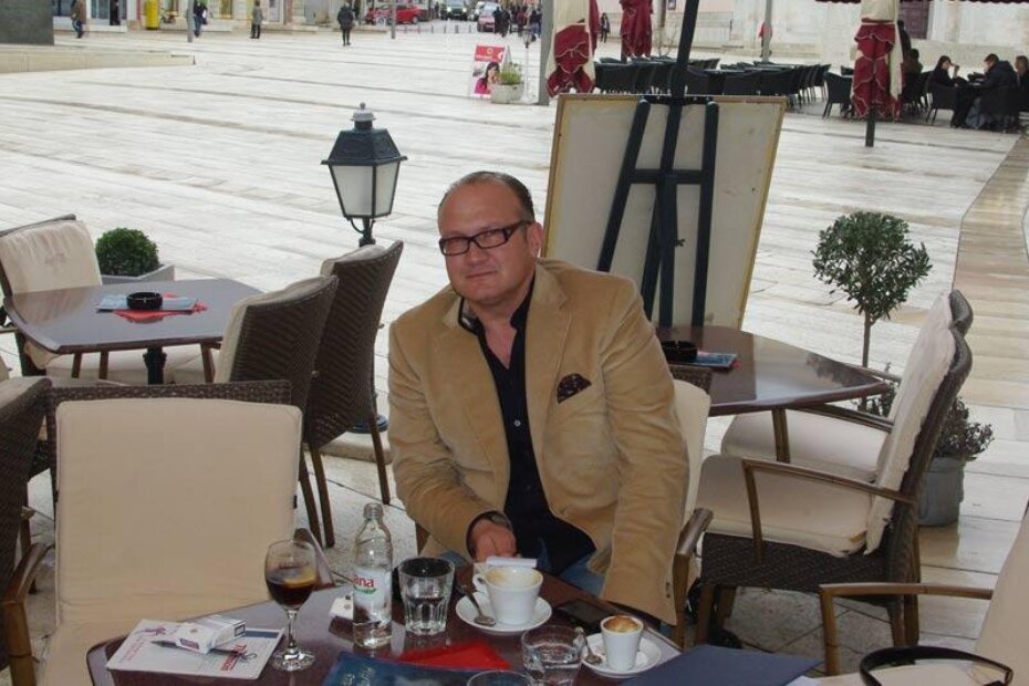 Maurizio Vivoda organizirao je konferenciju za medije na Trgu slobode u Poreču