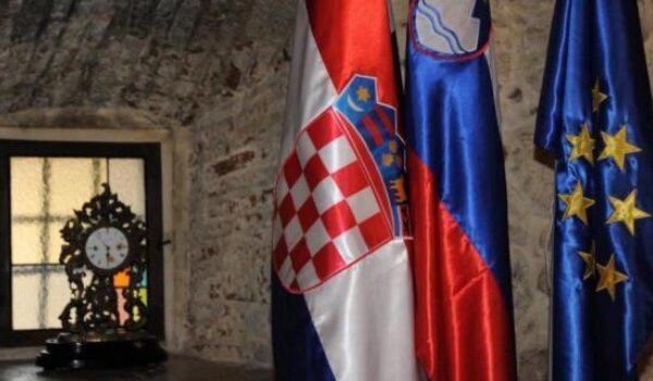 Slovenija pušta Hrvatsku u EU