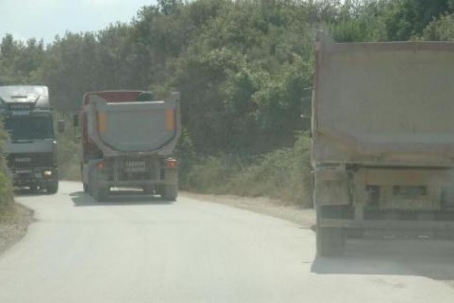 Nekad je kamiona na cesti bilo puno više (D. MEMEDOVIĆ/arhiva)