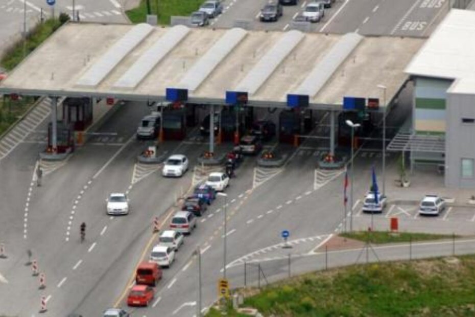Hrvatski i slovenski policajci kontrolirat će putnike na Dragonji  (M. SARDELIN)