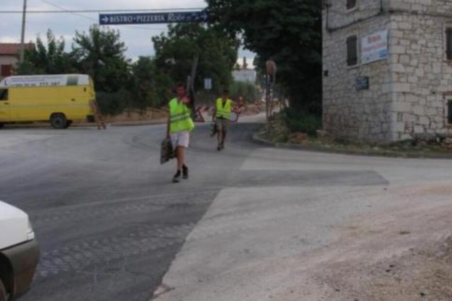 Zatvoren dio prometnice kroz Kaštelir do Krančići (V. HABEREITER)