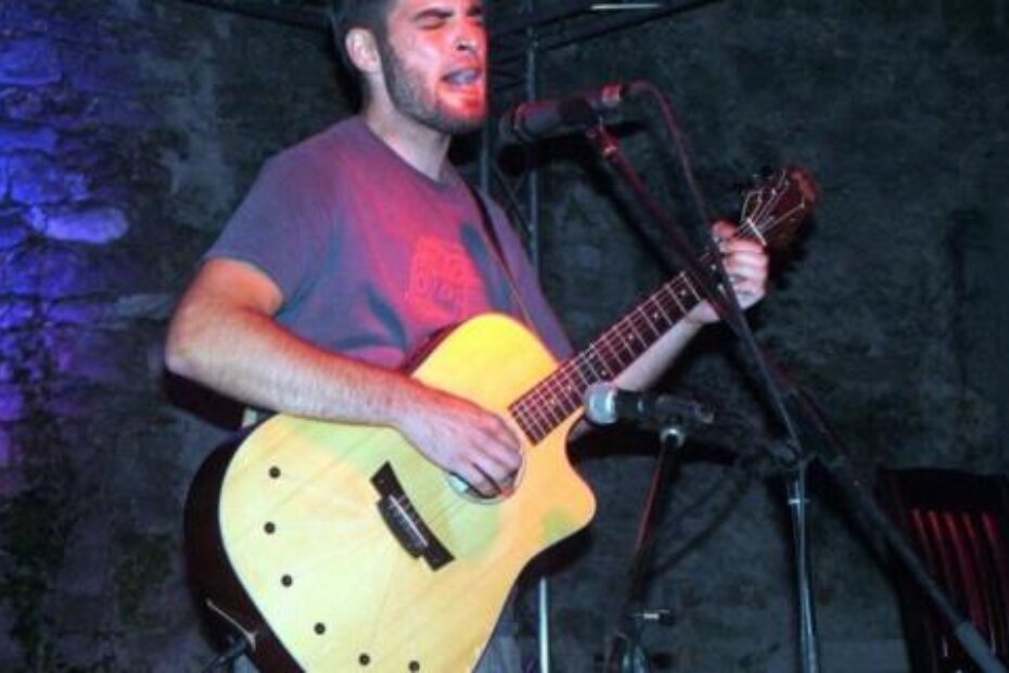 Grandmaster Ernest (R. SELAN)